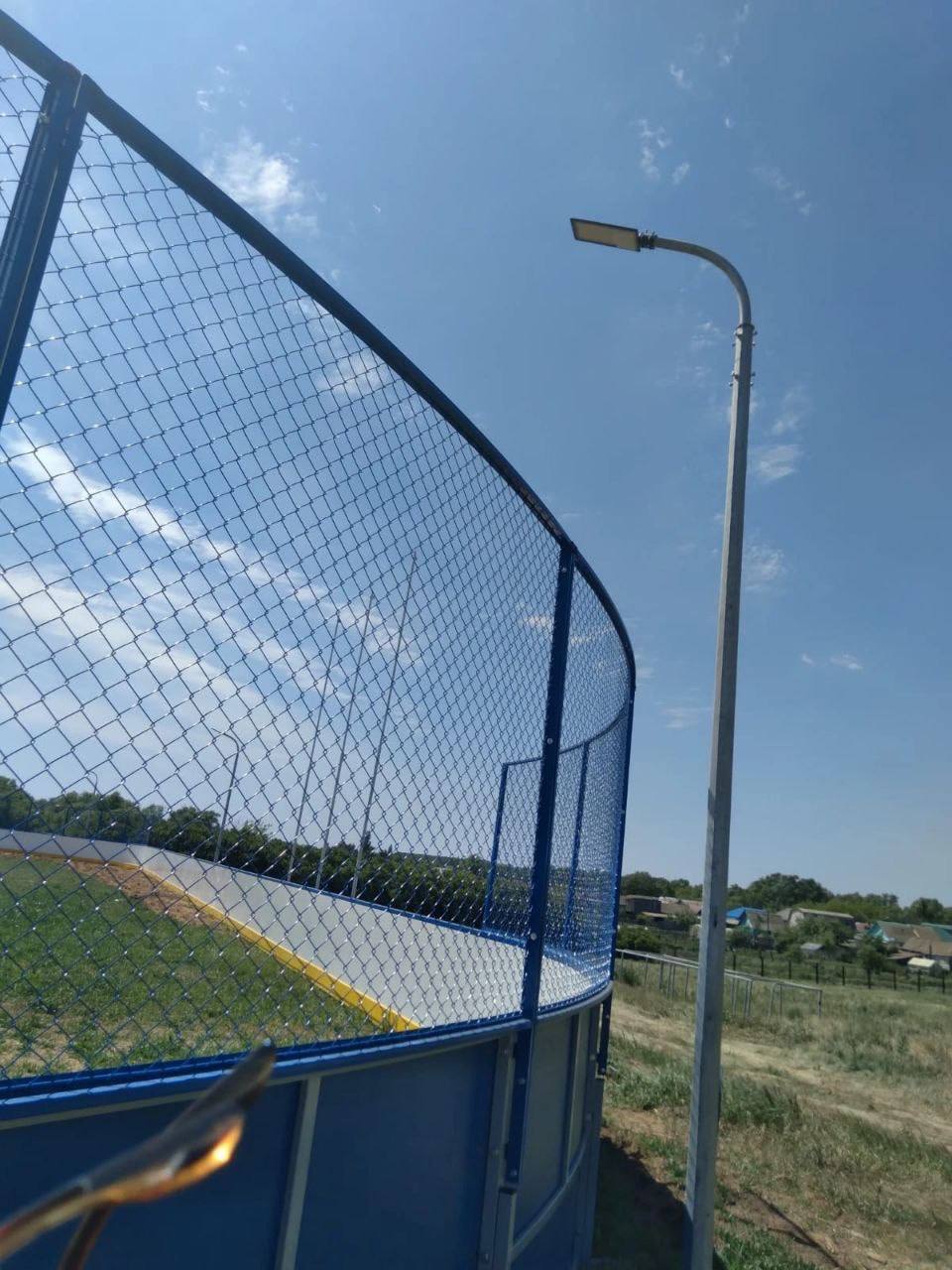 Хоккейная коробка в селе Колокольцовка.