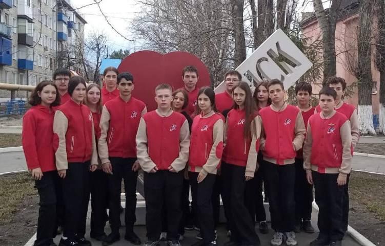 Два «Лучших ученических класса» из городских школ отправились в Москву!.
